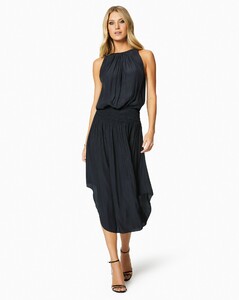 Classics-Audrey_Dress_7700_5000x@2x.thumb.jpg.ae59e8f445b416a5a0bcf5a48d3f8711.jpg