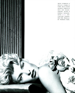 Coco_Meisel_Vogue_Italia_March_1991_05.thumb.png.36e7f96ef2010551a14be60702de042a.png