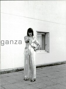 Eleganza_Borthwick_Vogue_Italia_September_1995_02.thumb.jpg.7795f86ecaba2713e3a9e7fff774f0f7.jpg