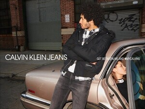 FA19_CKJ_AD_M_JACKET_horz_PR_logo_Iris_Jyrrel.thumb.jpg.070bd3da783c6de39a16f231949615a5.jpg