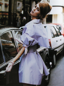 Hanson_Vogue_Italia_January_1991_03.thumb.png.3d35f255dd93051504161ffc202d7152.png