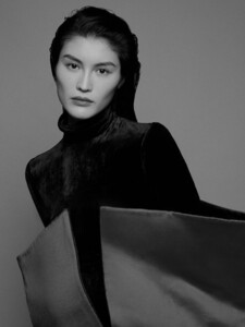 Jumbo-Tsui-The-WOW-Magazine-Sui-He-12-768x1024.jpg
