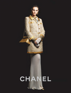 Lagerfeld_Chanel_Pre_Fall_2019_04.thumb.png.86c23d82522ba7c40b9fb21eb9eab78a.png