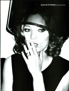 Loxit_Vogue_Italia_Septmber_1995_12.thumb.jpg.080b8ac847a38c0edbff0e3a64c2ca7f.jpg