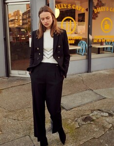 Mango-London-Girl-Fall-Winter-2019-Lookbook07.jpg