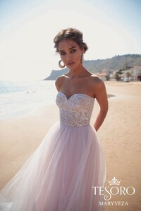 Maryveza5.900x900w.jpg