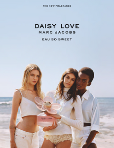 McLellan_Marc_Jacobs_Daisy_Love_2019.thumb.png.aff1e6d532620ae7b9b7758b4739b831.png