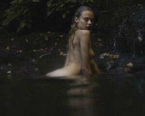 Victoria_Germyn_Scott_Mac_Donough_waterfall_jump_161_4x5.thumb.jpg.bbfd315ca81b5a51e652fd99d9badc74.jpg