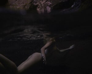 Victoria_Germyn_Scott_Mac_Donough_waterfall_jump_294_4x5.thumb.jpg.6101b9e5d4ab191529c9f96486c23fa8.jpg