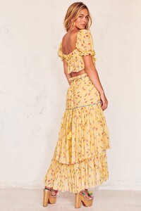 WEBER-SKIRT-SUNBATH1.thumb.jpg.a79fb3cb47ef3d810fb1181a5b118ced.jpg