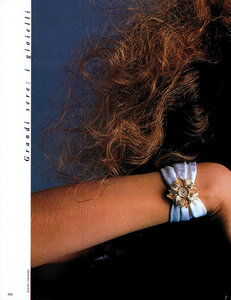 Yokosuka_Vogue_Italia_September_1986_Speciale_03.thumb.png.f771b612e23bece6b300a5eb70a11a4a.png