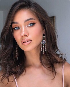 alamourthelabel_64213774_118985102669727_2226890692422778937_n.jpg