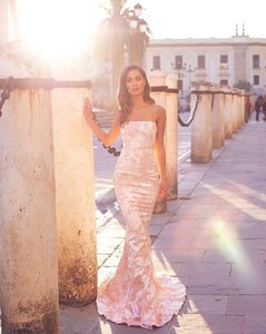 alamourthelabel_64623045_462469861153897_4678329153583635109_n.jpg