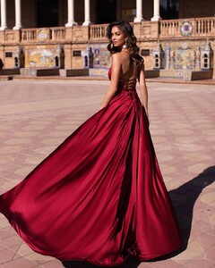 alamourthelabel_65998186_2080146545623063_5571735558112547015_n.jpg
