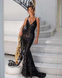 alamourthelabel_71500203_783249362126588_7604829852155720608_n.jpg