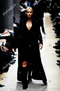 fendi-show-fall-winter-96-97-shutterstock-editorial-10432087cs.jpg