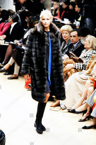 fendi-show-fall-winter-96-97-shutterstock-editorial-10432087df.jpg