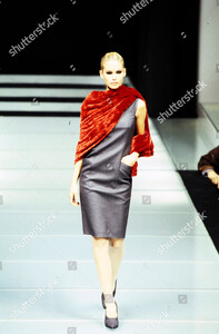 ferre-show-fall-winter-96-97-shutterstock-editorial-10431018fi.jpg