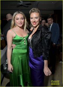 florence-pugh-supports-black-widow-costar-scarlett-johansson-at-marriage-story-premiere-03.jpg