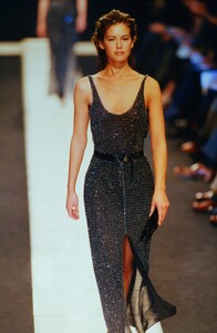 giorgio-armani-fw-1997.thumb.jpg.5ce44404715c5e3b66a6e0c405ea11f2.jpg