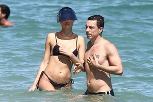 isabeli-fontana-rocks-a-black-bikini-while-enjoying-the-beach-with-husband-di-ferrero-in-south-beach-florida-221019_6.jpg