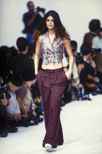 john-galliano-ss-1991-1.thumb.jpg.61fd9a217a136dfac21eb6395f21f498.jpg