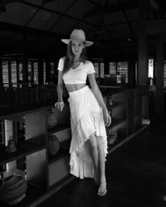 josephineskriver_79717014_166579801227152_1672049868874865078_n.jpg