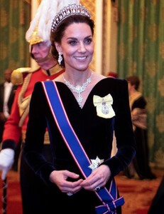 kate-middleton-evening-reception-for-members-of-the-diplomatic-corps-in-london-12-11-2019-5.jpg