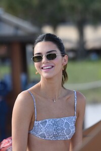 kendall-jenner-in-bikinis-at-the-beach-in-miami-12-04-2019-12.jpg