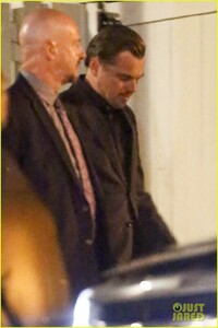 leonardo-dicaprio-george-december-2019-01.jpg