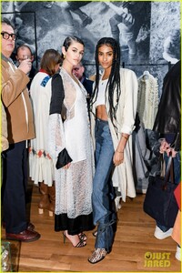 loewe-new-york-store-opening-18.thumb.jpg.5723d57c5f54e8fcee92d22ecb783eb9.jpg