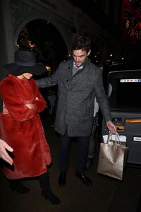 nicole-scherzinger-and-thom-evans-outside-tramp-nightclub-in-london-12-17-2019-3.jpg