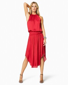 rtw_2019_11_h2_A1019315_shinyaudreydress_truered_5092_5000x@2x.thumb.jpg.08057780cddf1f4542dc32cccd090adf.jpg