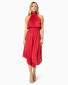 rtw_2019_11_h2_A1119300_belladress_truered_5276.thumb.jpg.32c2c9535913c4e45bbd72ac253aa13c.jpg
