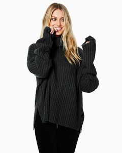 shirley-black-2_5000x@2x.thumb.jpg.97fa1d0ff6e42786a791ec73001192d3.jpg