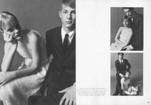 steven_meisel-a_whiter_shade_of_pale-vogue_italia_n.572-april_1998_3-4.jpg.ccc73852700c5fbaccba6a059df0a745.jpg.b6c754c28f9420b98bb9a21336936085.jpg