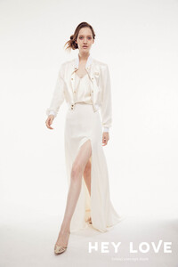 vonAagh_HeyLoveBridal_1019_07-044logo_b.thumb.jpg.d93ce3f34f50435e07a1fc3f231930d8.jpg