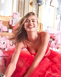 vsbeauty_70259890_195627818142677_2753921545130216708_n.jpg