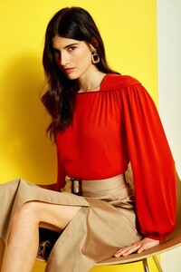 00011-Elie-Tahari-Pre-Fall-2020.thumb.jpg.373721569aca565819bc24ee84f00a9f.jpg