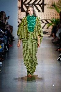 00019-Studio-189-Ready-To-Wear-Spring-2020.thumb.jpg.b5386e13e3d1f61081c606b84cf6dec2.jpg