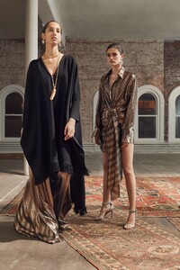 00024-oscar-de-la-renta-new-york-pre-fall-2019.thumb.jpg.6af0f935555bdb9ab0e1814e1433016c.jpg