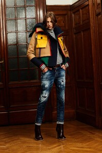 00047-DSquared2-Pre-Fall-2020.thumb.jpg.7ef43eb0927f85f483d5cd7905cfbd96.jpg