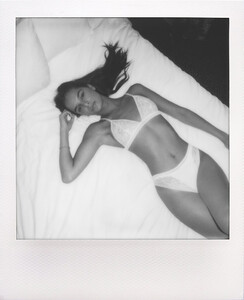 002_polaroid_anitagiancarli_arthuroscar.thumb.jpg.42ede3f5f1c4feb66d9a6c2c286e19e8.jpg
