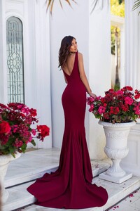 109_b52bbb11-fb18-4d6b-813e-86b320d95e7a.jpg