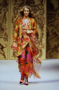 1114018835_chanel-hc-ss-1993(12).thumb.jpg.a693347aeebbbe11df630dd6bde555ec.jpg