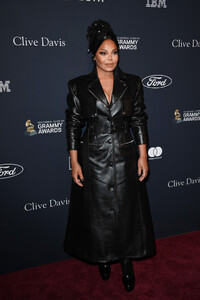 Janet+Jackson+Pre+GRAMMY+Gala+GRAMMY+Salute+Hz741CQxuGrx.jpg