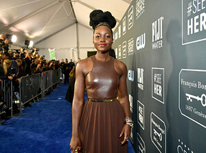 Lupita+Nyong+o+25th+Annual+Critics+Choice+533JqNoyF4Cx.jpg