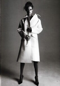 PIPOCA - Harper's Bazaar US (August 1999) - Tough Luxe - 002.jpg