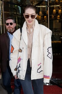        gig220120BZNimage1001.jpg