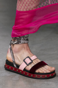 1185731417_Ports1961Spring2020DetailsReG5eZlC5TJx.thumb.jpg.58f461906bb6f7eaf8efe63f34148f52.jpg